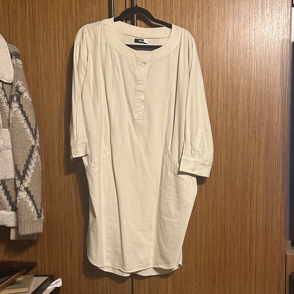 BDG Cream Long Sleeve Top